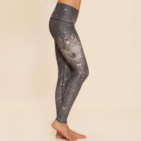 **SOLD**Teeki Runs With Wolves leggings/hot pants - Picture 1 of 4